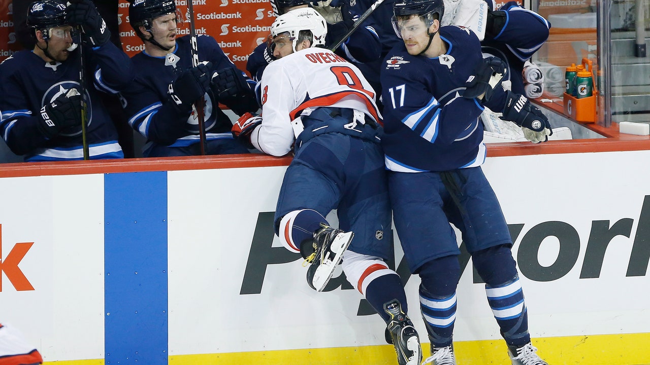 Chiarot scores in 3rd to lead Jets past Capitals 3-1